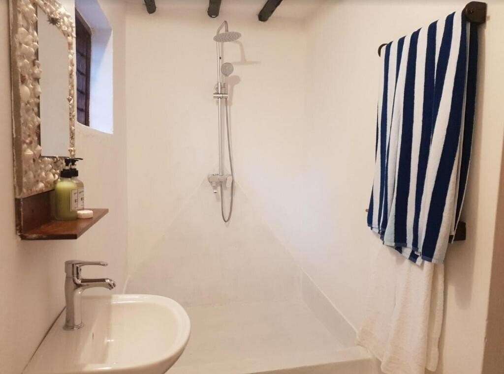 Zdjęcia Kilimani Kwetu Beach Hotel 3*