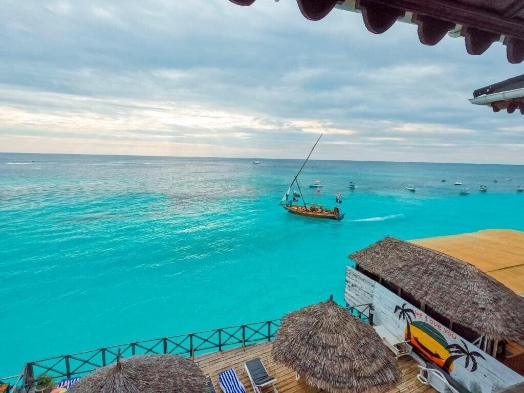 Готель Langi Langi 3*