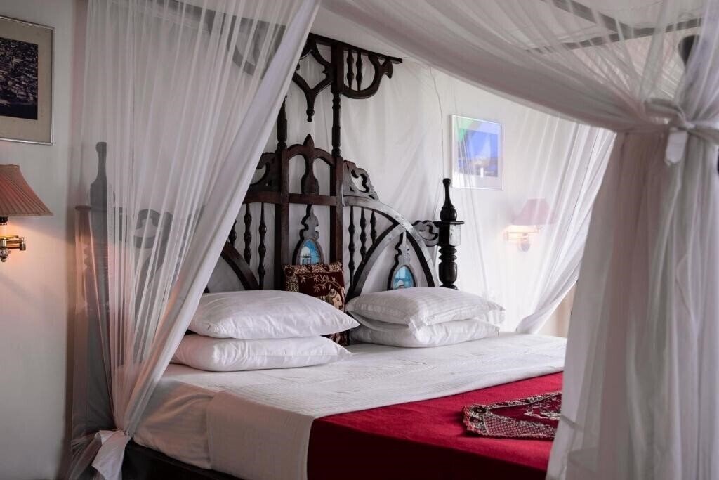 Zdjęcie Tembo House 4*