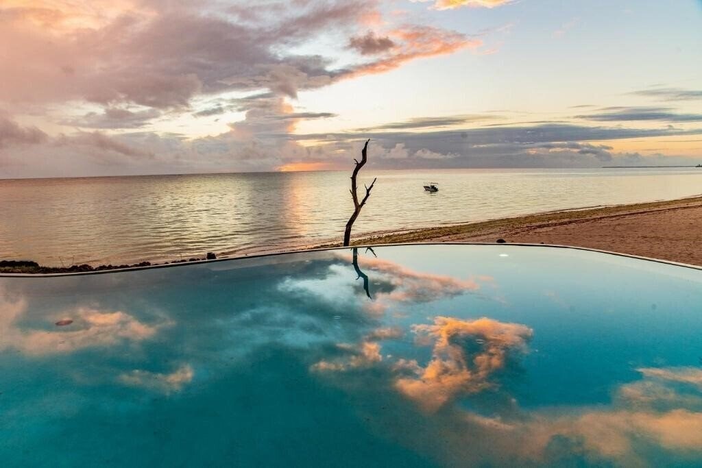 Изображение Pongwe Beach 3*