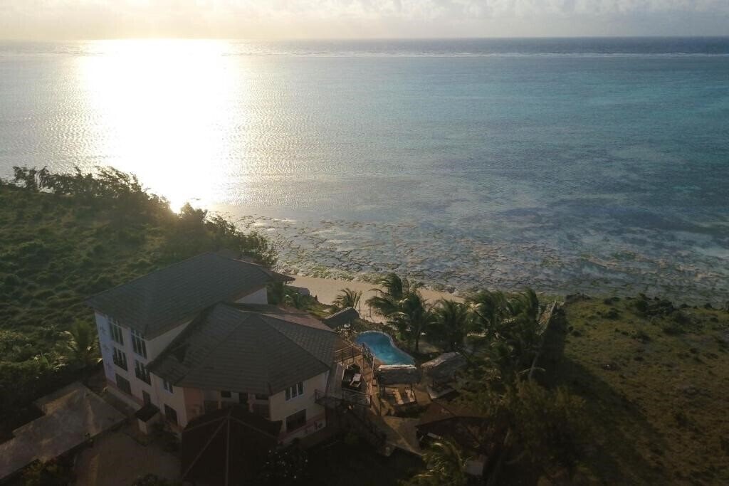 Hotel Villa Fleur De Lys 3*