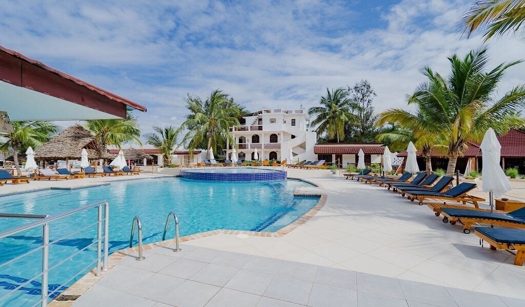 Hotel Kendwa Rocks 3*