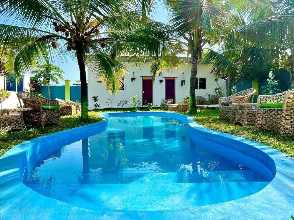 Отель Green'S Guest House 3*