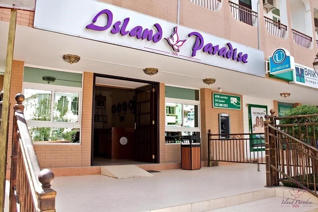Отель Island Paradise Inn 3*