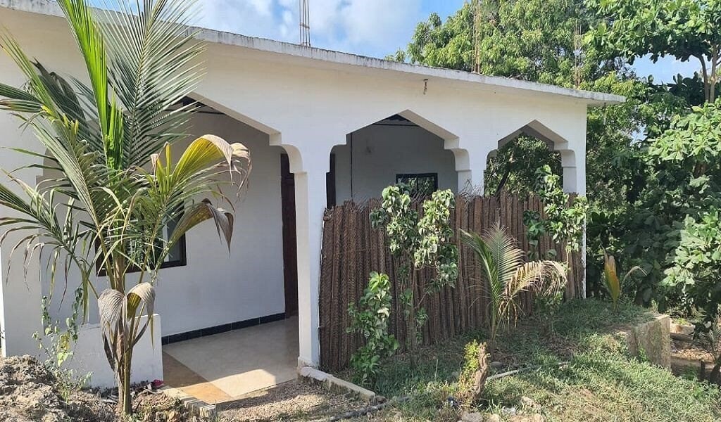 Отель Zanex Kendwa Beach House 2*