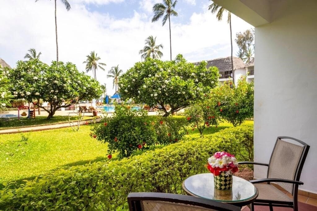 Obraz Nungwi Beach Resort by Turaco 4*