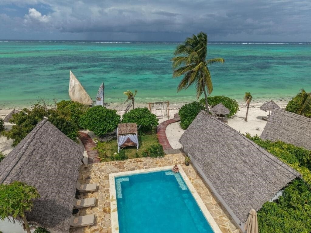 Hotel Juana Ocean Villas 5*