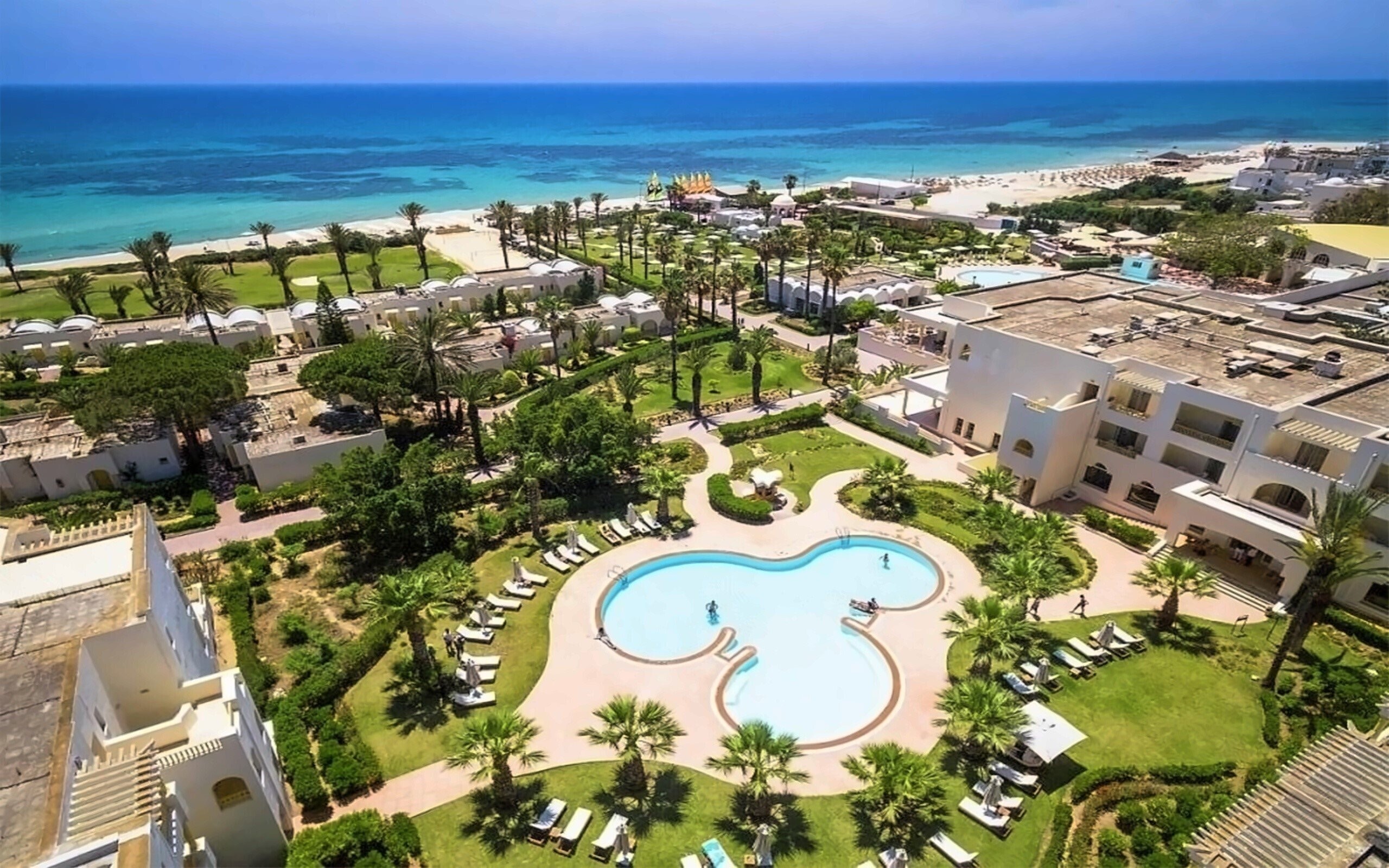 Hotel Calimera Delfino Beach Resort & SPA 4*