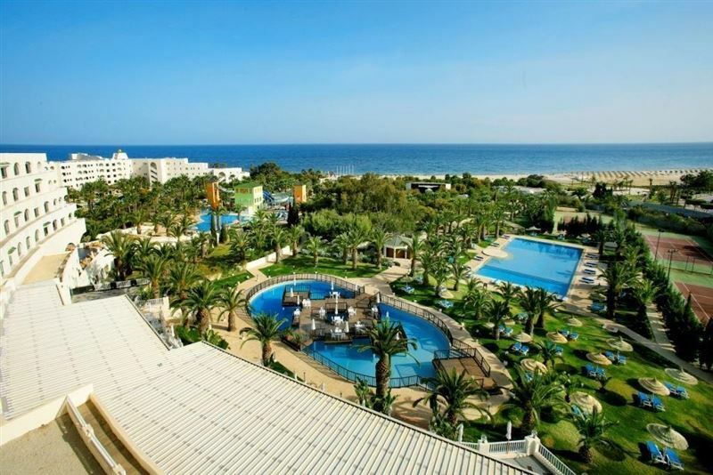 Hotel HOLIDAY VILLAGE MANAR 5*