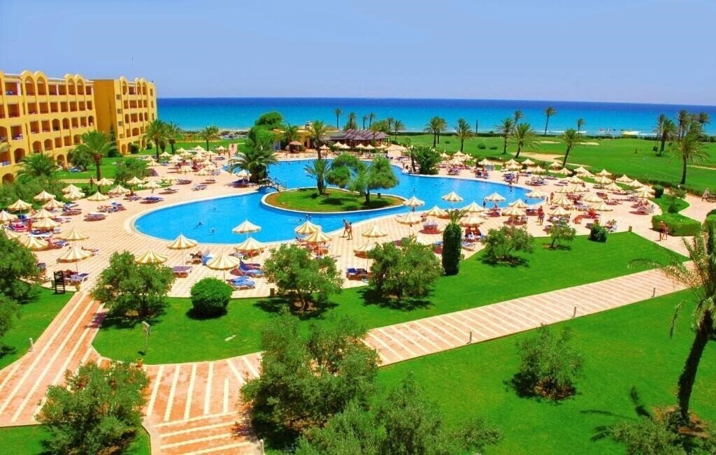 Hotel Vincci Nour Palace 5*