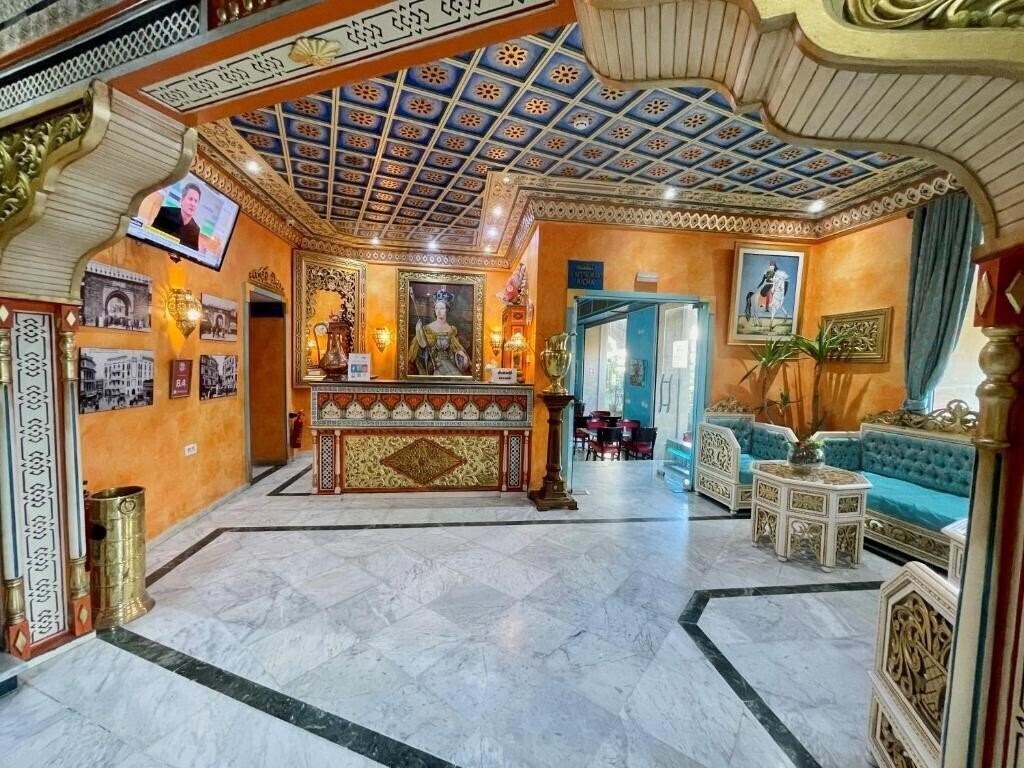 Отель Hotel Royal Victoria 4*