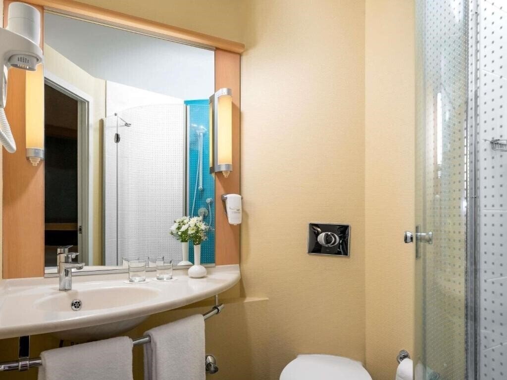 Фотографія Ibis Adana 3*