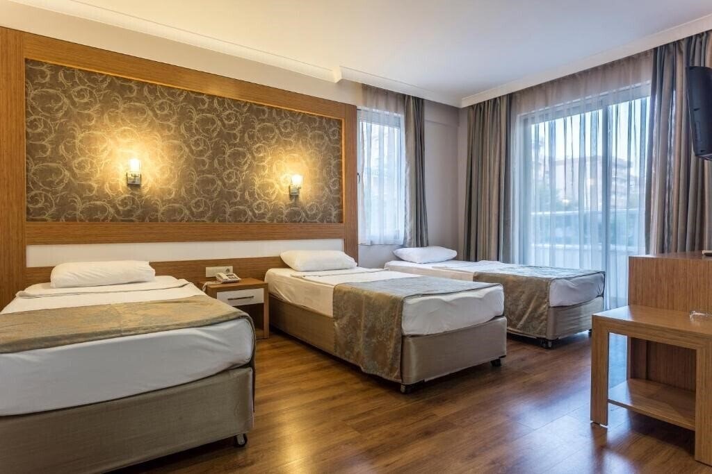 Zdjęcia Lonicera City Hotel 3*