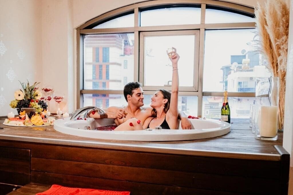 Отель Tac Premier Hotel & SPA (ex. Klepoatra Tac Premier Hotel & SPA) 4*