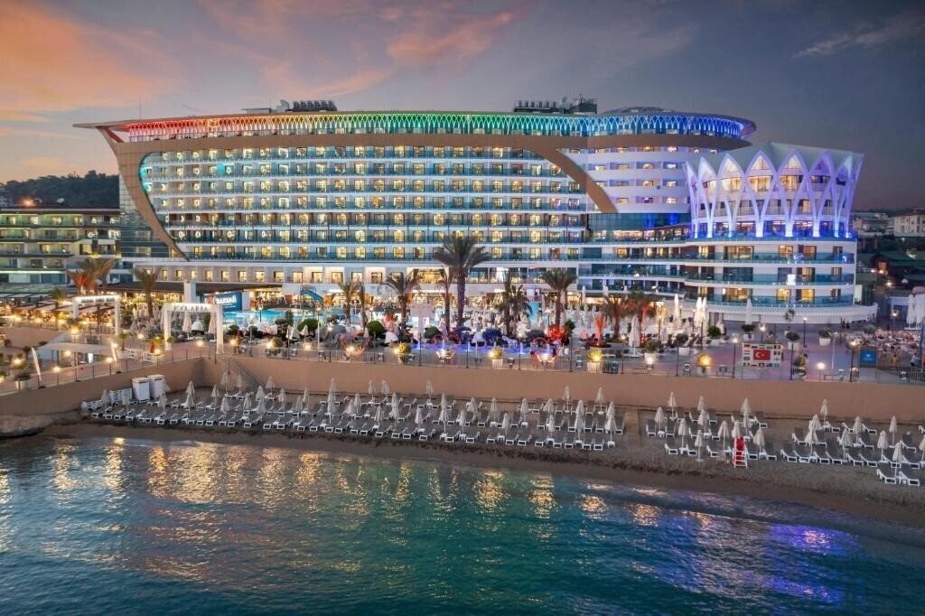 Zdjęcia Granada Luxury Okurcalar (ex. Granada Luxury Resort Spa & Thalasso) 5*