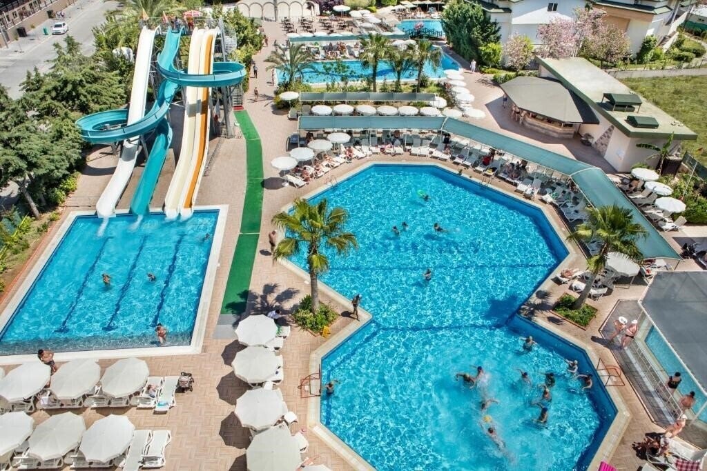 Obraz Aydinbey Gold Dreams 5*