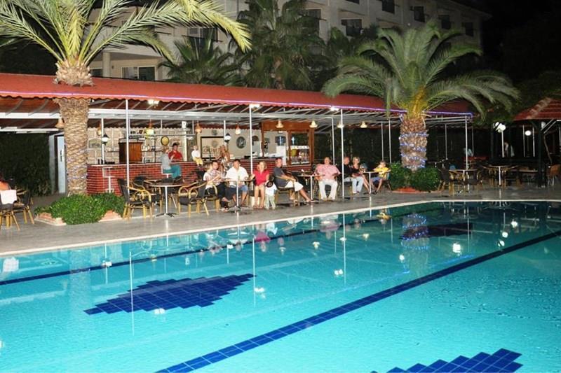 Zdjęcie Caretta Beach 4*