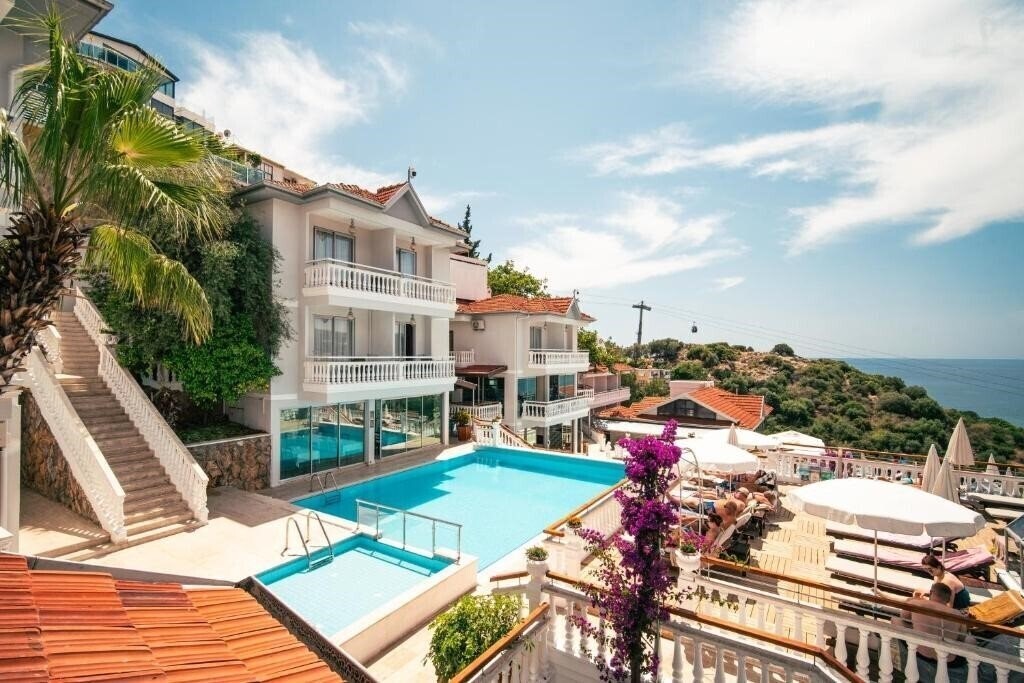 Готель Sunny Hill Alya 4*