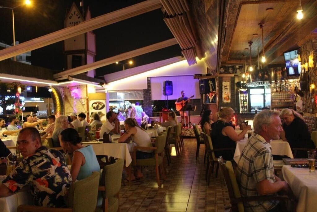 Zdjęcie Mitos App & Hotel 3*