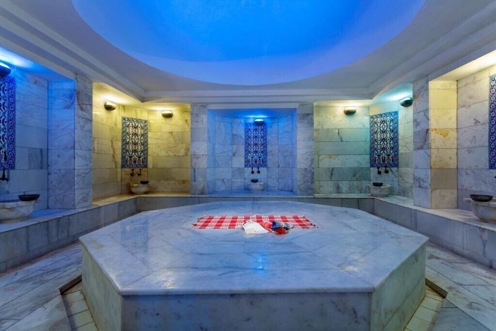 Готель Miarosa Incekum Beach (ex. Alara Kum, Tui Fun & Sun Miarosa Incekum Beach) 5*