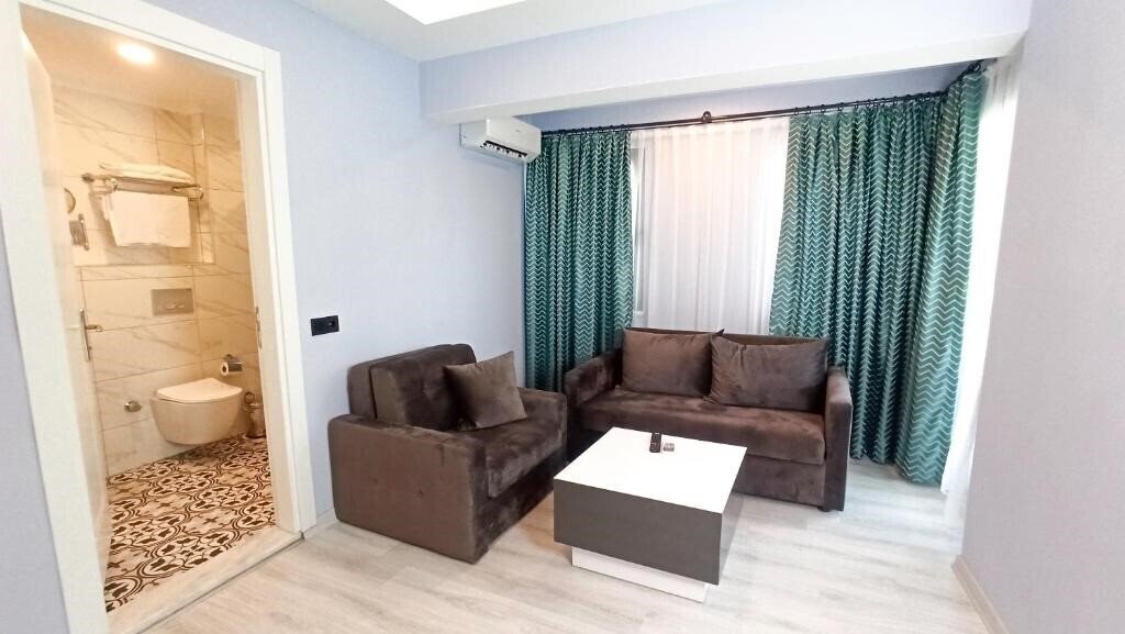 Фотографія Livaneli Boutique Otel (ex. Livane Suit Hotel) 3*