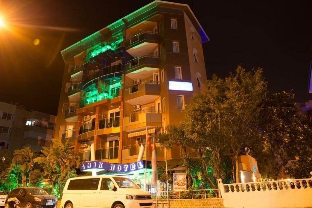 Готель Anik Hotel 3*