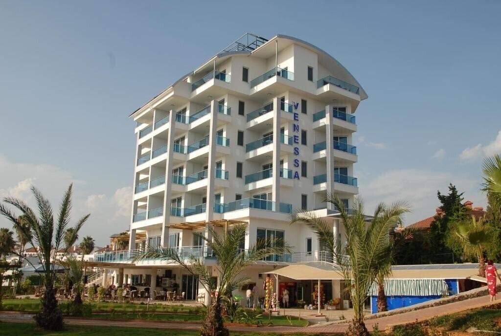 Изображение Venessa Beach Hotel 4*
