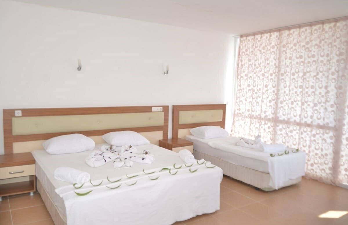 Obraz Viva Beach Hotel (ex. High Garden Hotel, Iso & Asi Hotel) 3*