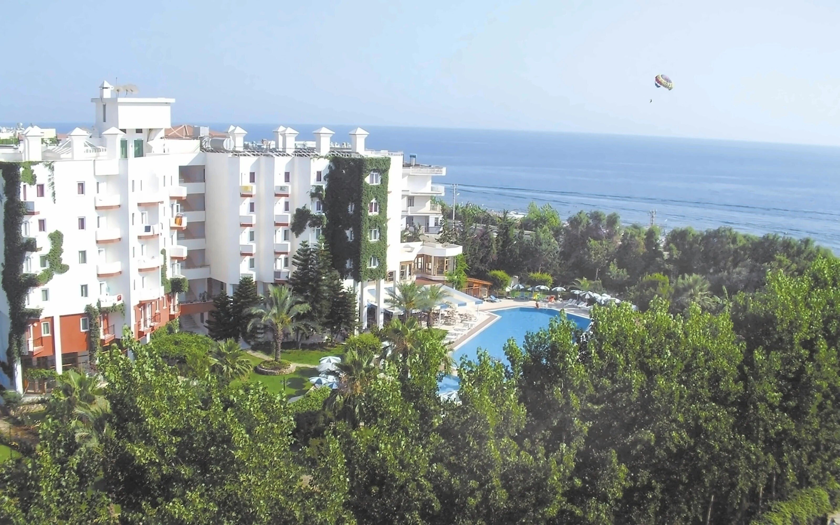 Готель Green Peace Hotel 3*