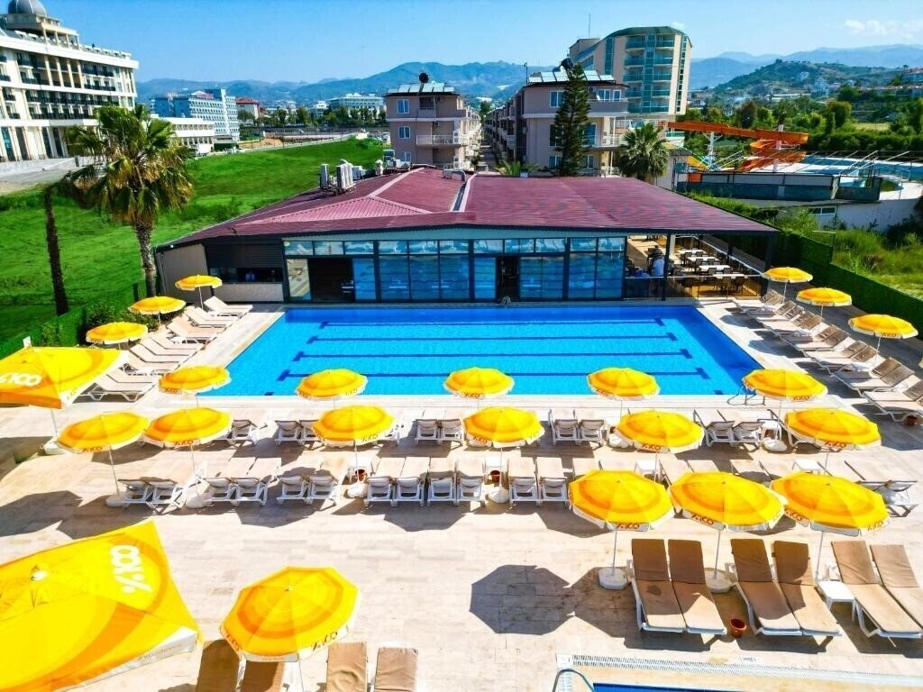 Готель Club Wasa Holiday Village (ex. Larissa Holiday Beach Club, Coralis Sun Queen Beach Hotel, Aska Sun Queen Beach Hotel, Sun Queen Beach) 4*