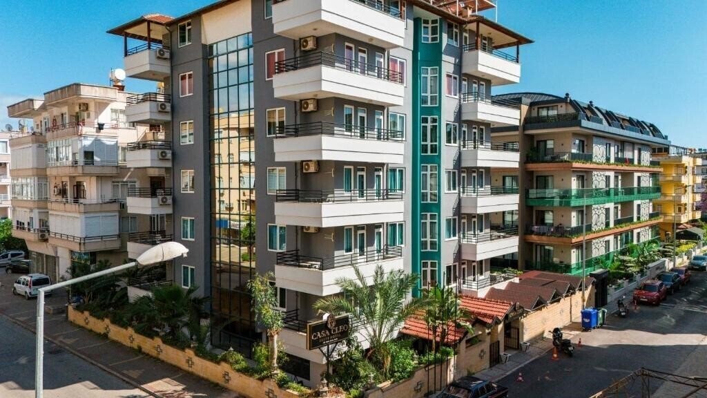 Отель Casa Cleo Suit Hotel 3*