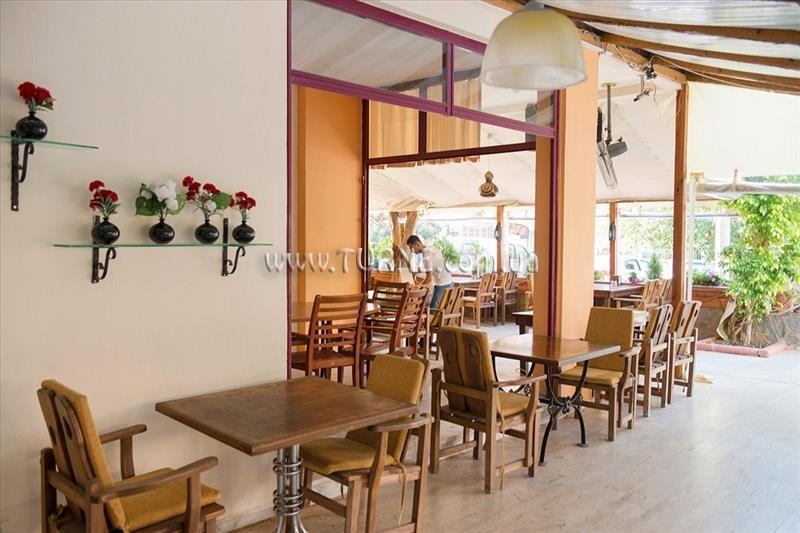 Готель Elegant Apartments 3*