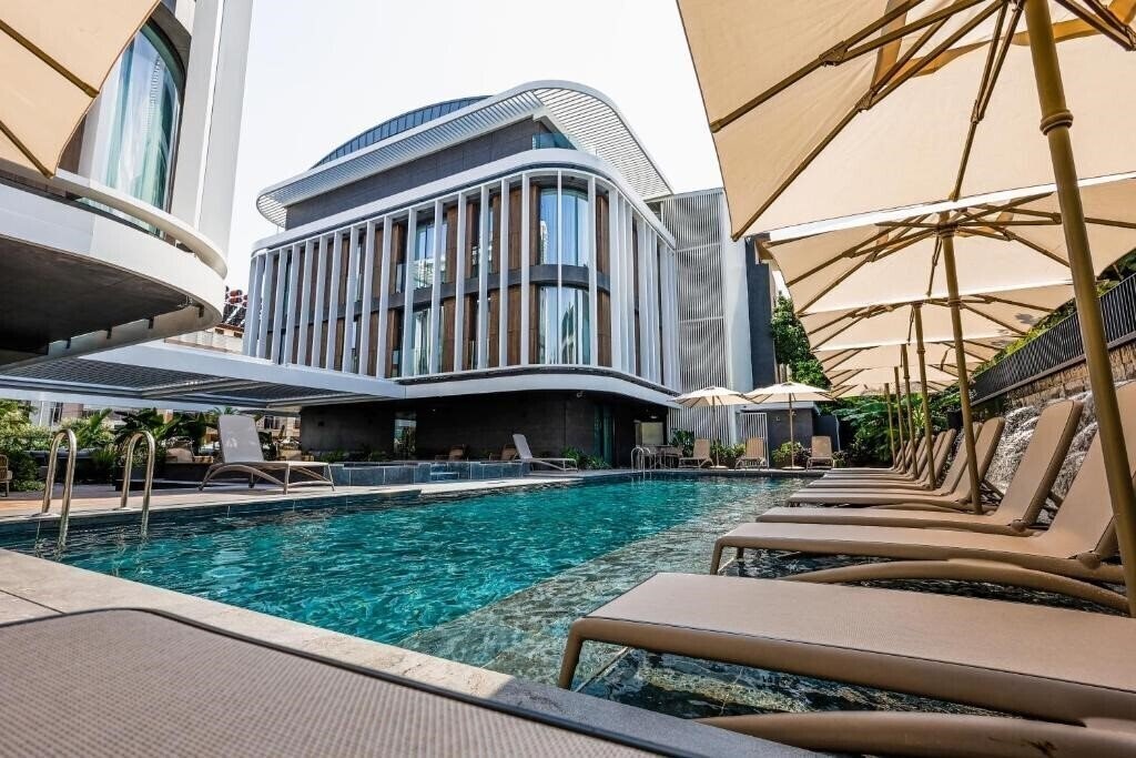 Obraz Four Hills Hotel (ex. Akberlin Hotel, Ak Berlin) 3*