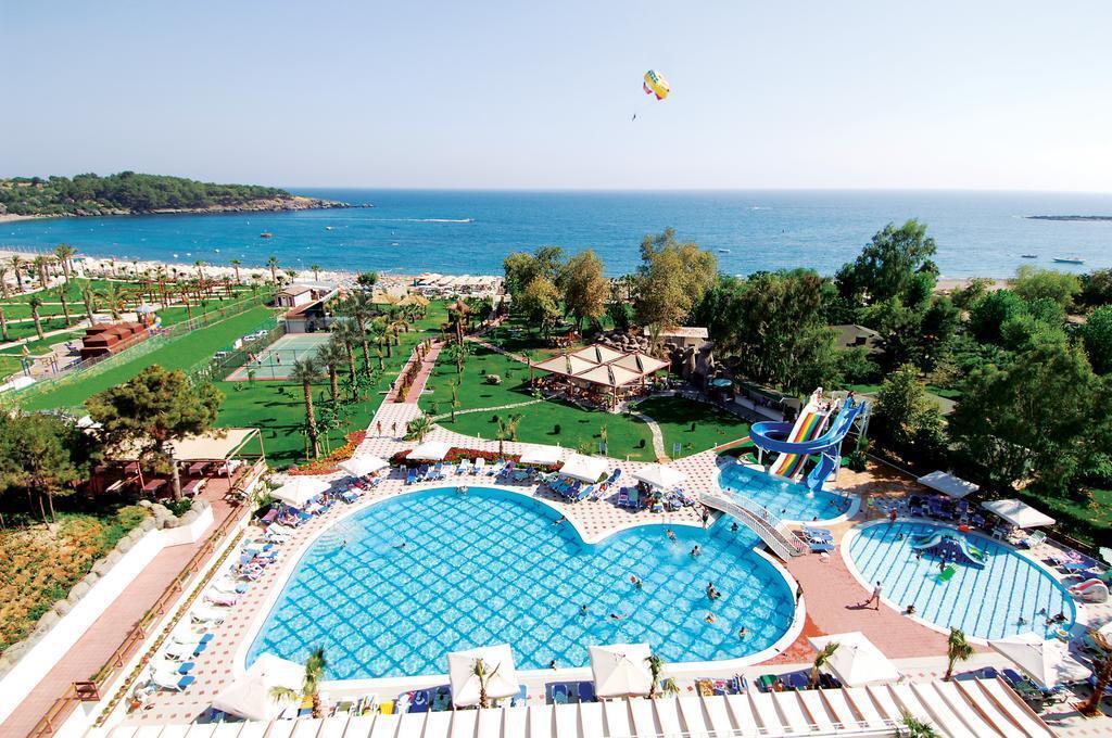 Готель Lycus Beach Hotel 5*