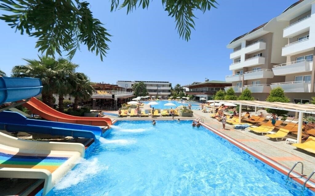 Фотография Club Mermaid Village 4*