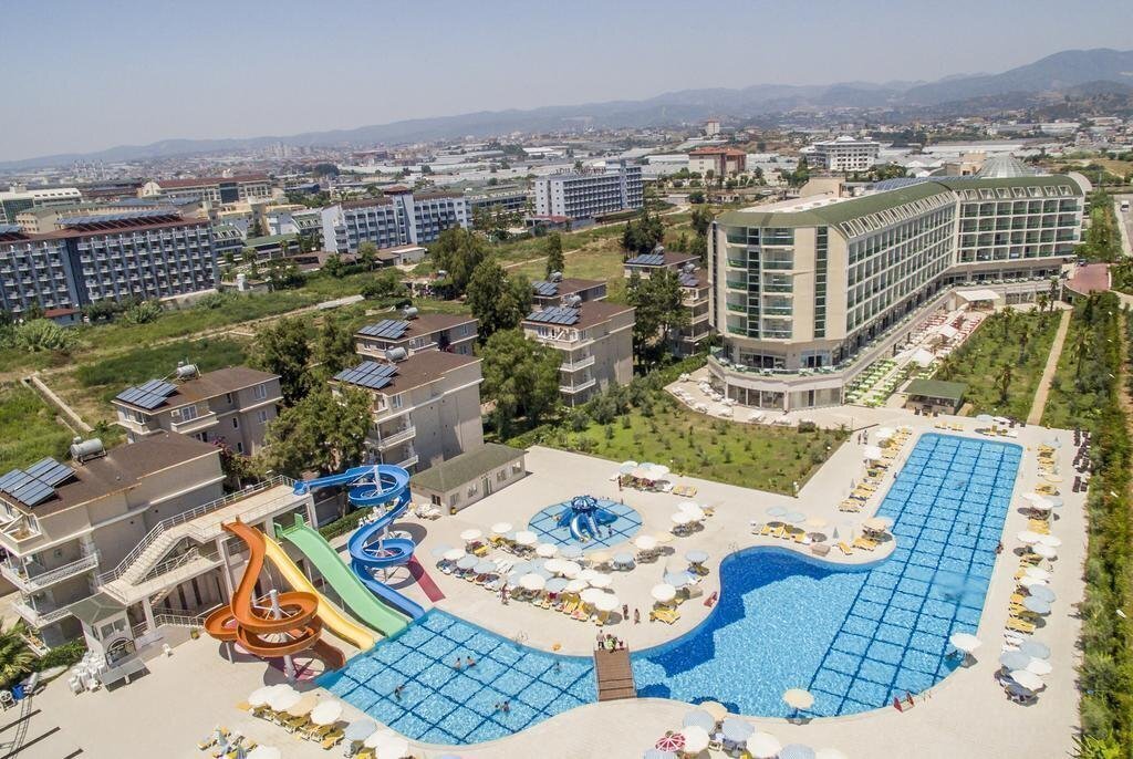 Hotel Hedef Beach Resort & SPA 5*