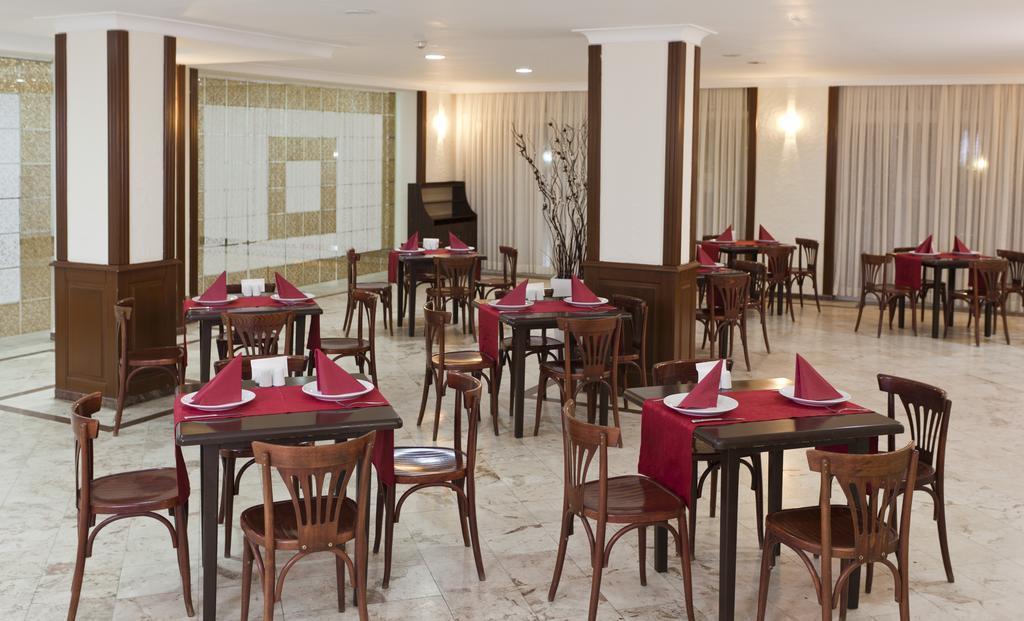 Фотографія Arabella World Hotel 4*