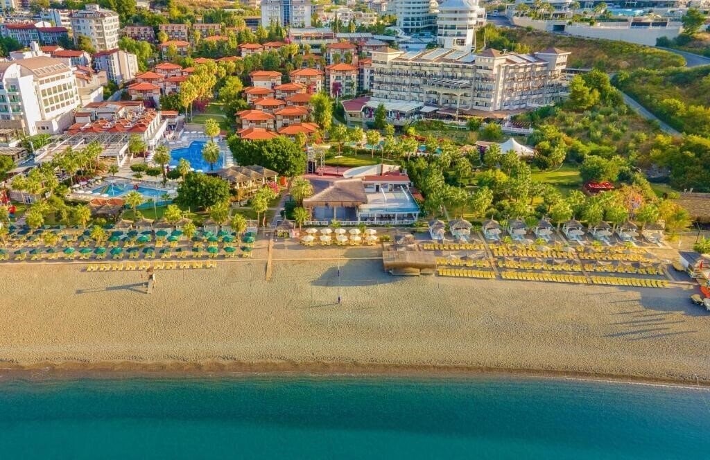 Hotel Justiniano Club Alanya 4*