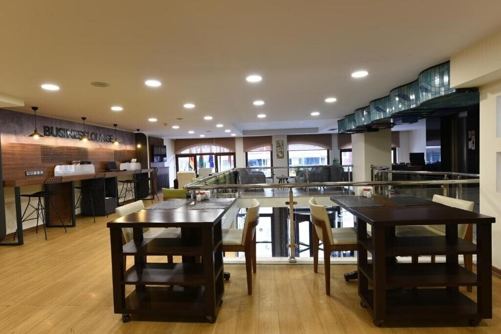 Фото Asal Hotel 3*