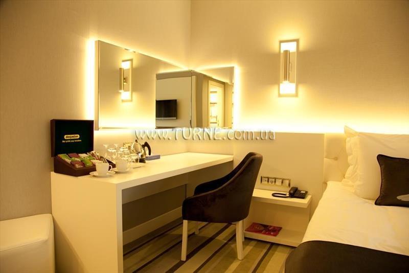 Obraz Nesta Boutique Hotel 1*