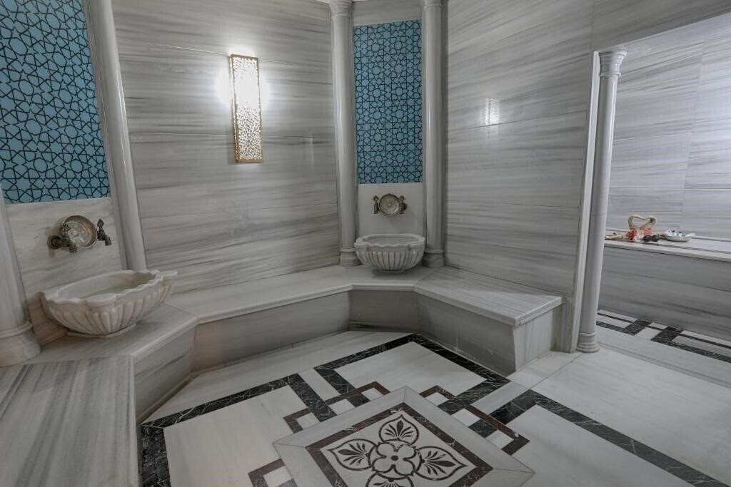 Фотографія The Green Park Hotel Ankara 5*