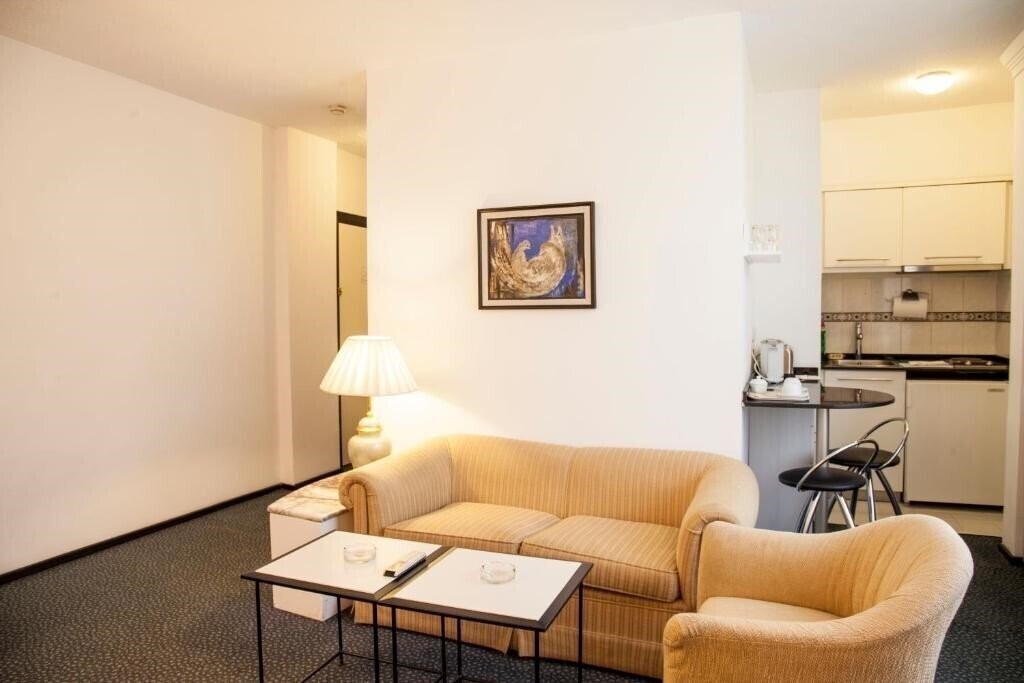 Zdjęcie King Hotel (ex. King Hotel Guvenlik) 3*