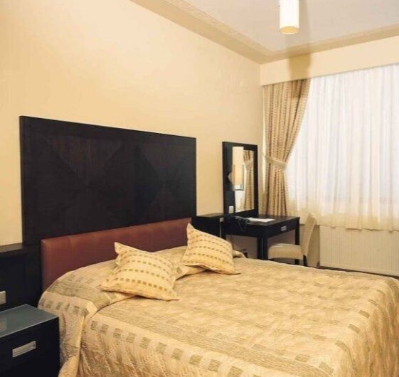 Obraz Capital Plaza Hotel 4*