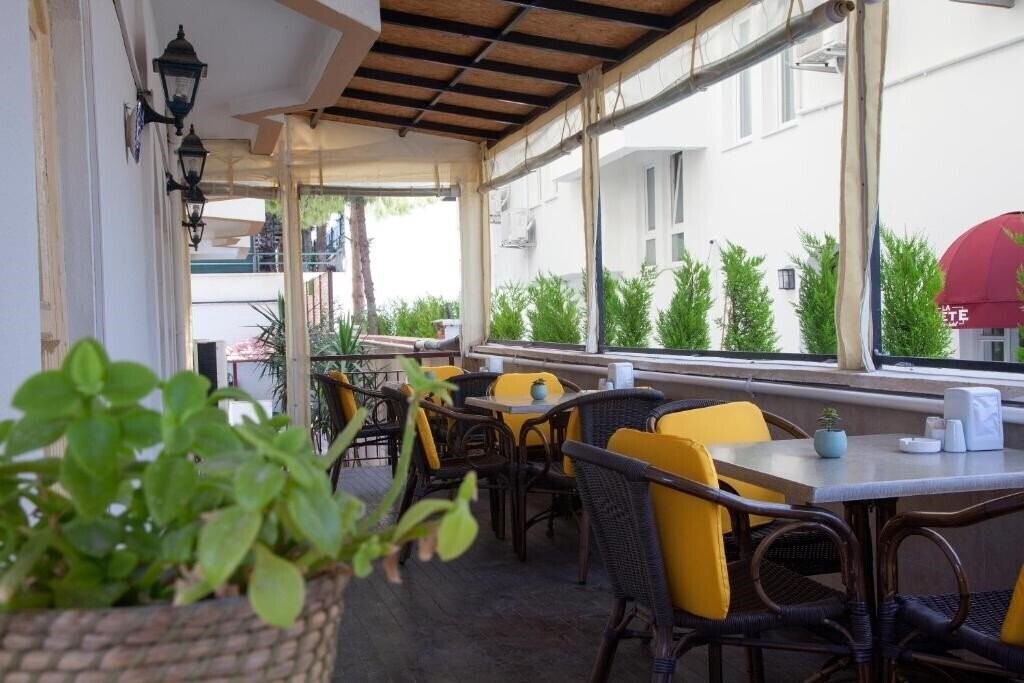 Картинка Nasa Flora 2*