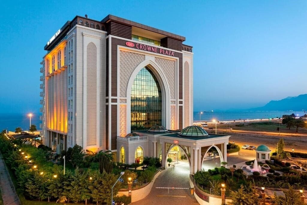 Готель Crowne Plaza Antalya by IHG (ex. Crowne Plaza Antalya, Crowne Plaza Hotel) 5*