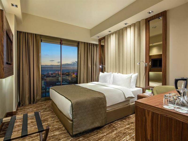 Зображення Holiday Inn Antalya Lara by IHG (ex. Holiday Inn Lara, Holiday Inn Antalya) 4*