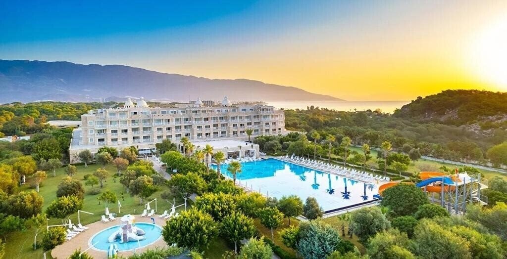Hotel Andriake Beach Club 5*