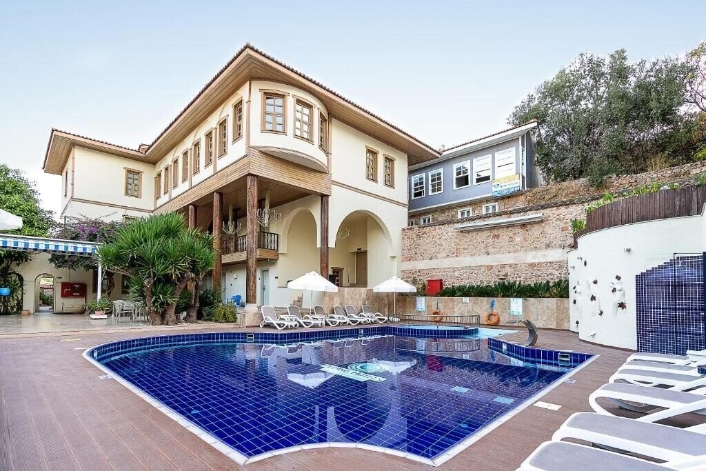 Отель Puding Marina Hotel 4*