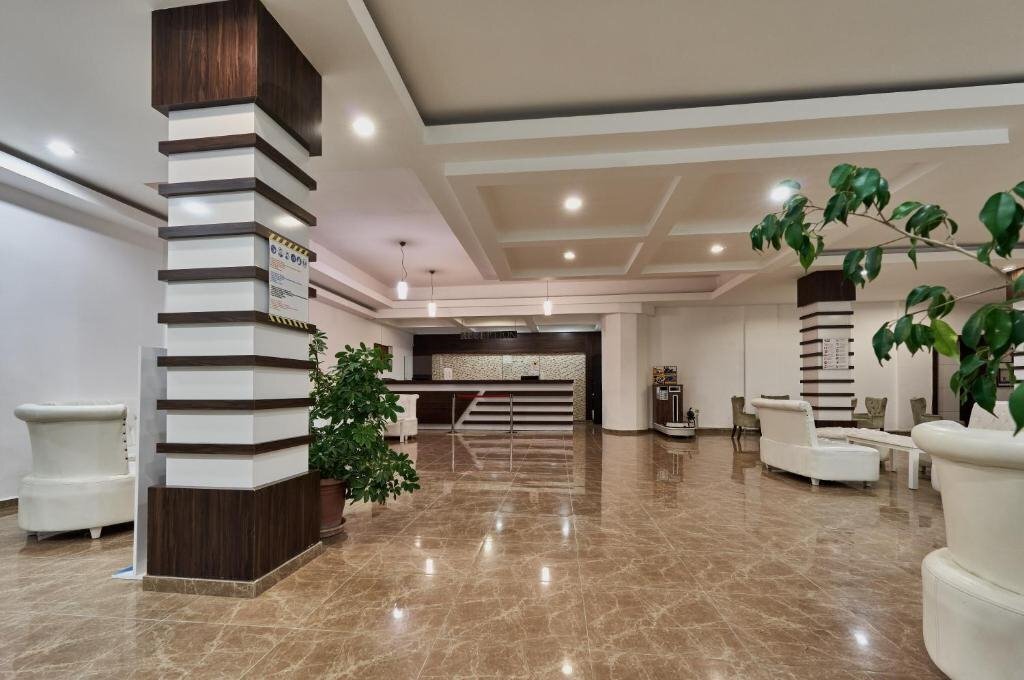 Фотографія Maya World Golf 4*