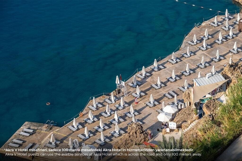 Zdjęcie Akra-V Hotel 4*